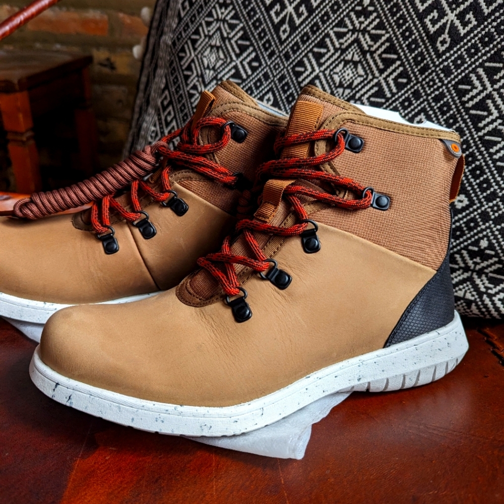 Bogs Juniper Hiker boots